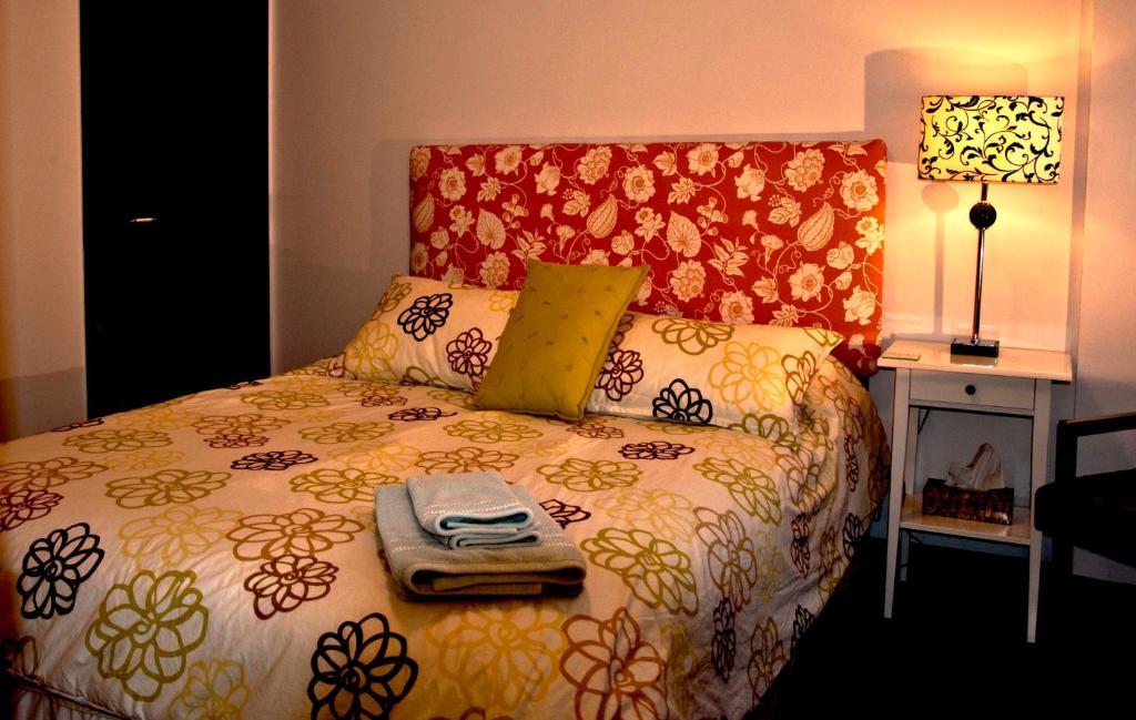 Downtown Home Inn B&B Торонто Номер фото